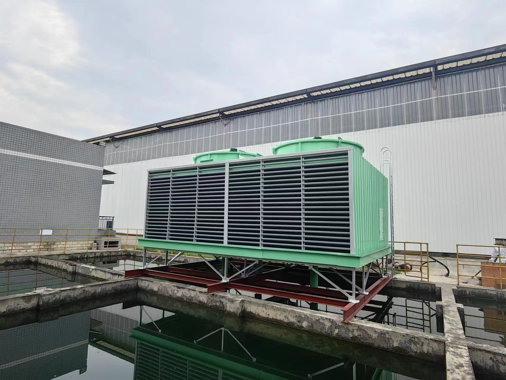 玻璃鋼方形橫流塔 